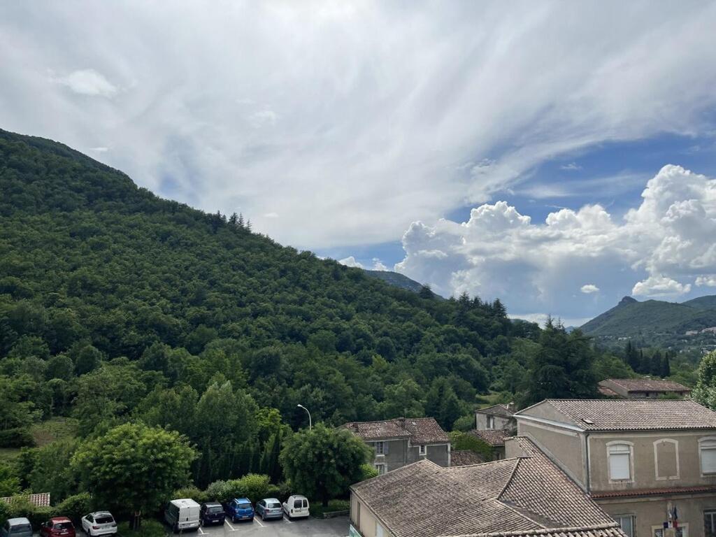 Superbe Appartement Au Coeur Des Cevennes Avèze Exterior foto